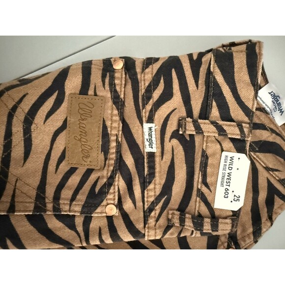 Wrangler Womens High Rise Wild West 603 Straight Jeans 25 Purr Print Brown Black - Picture 9 of 10